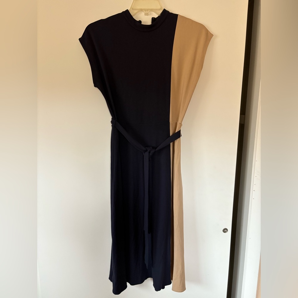 Elegant Navy and Tan Women's Dress